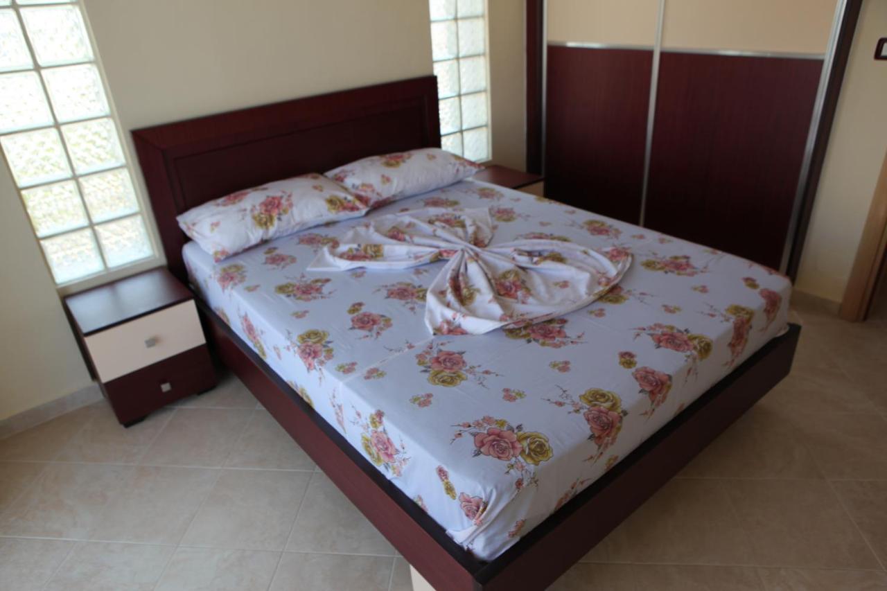 Bakija Apartments Sarandë Zimmer foto